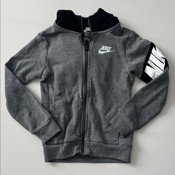 Nike Black and Gray Tracksuit - Picture 5 of 5